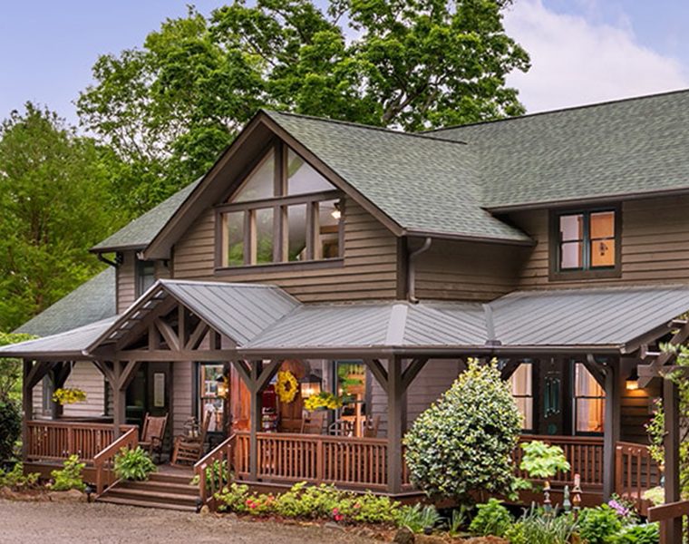 A 7-room lodge in North Carolina